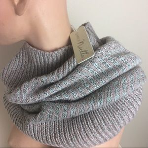 NWT! Simply Noelle Circle Scarf/Hood